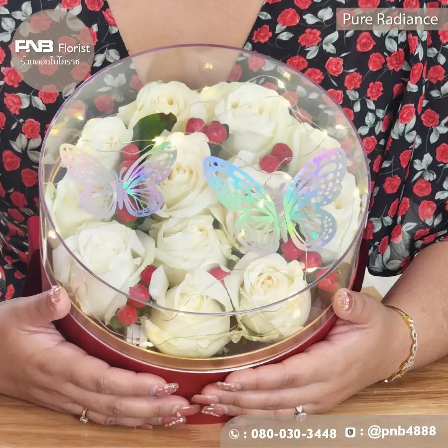 กล่องกุหลาบขาว "รักบริสุทธิ์" (Pure Radiance Box)